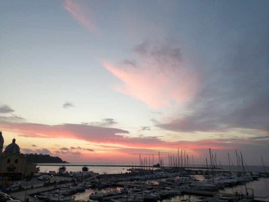 Stella Marina Lägenhet Procida Exteriör bild