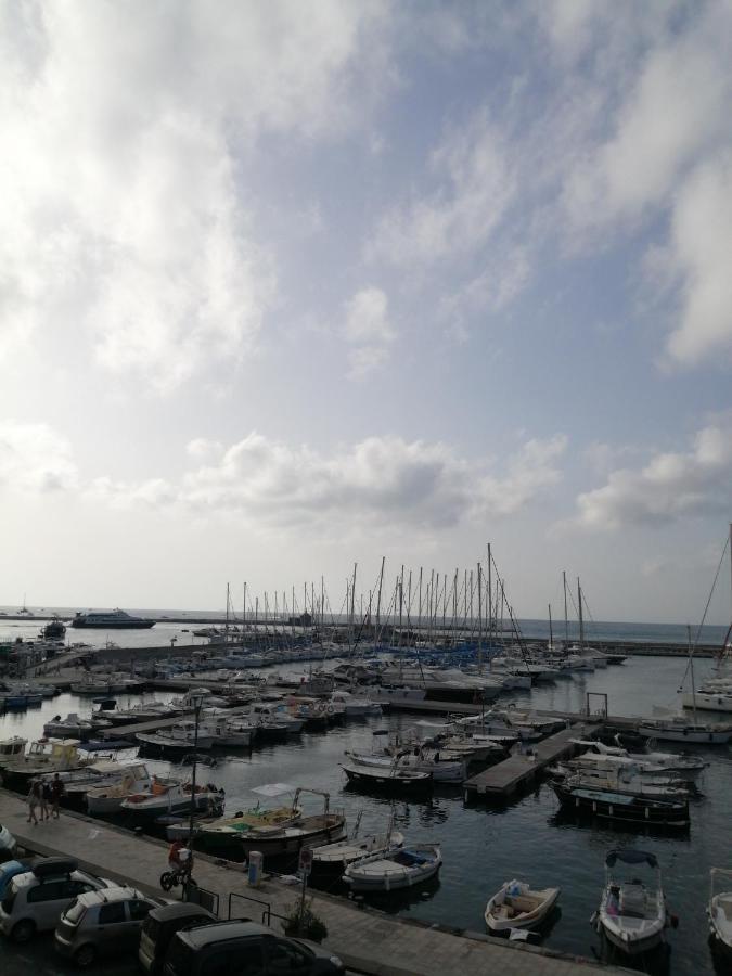Stella Marina Lägenhet Procida Exteriör bild